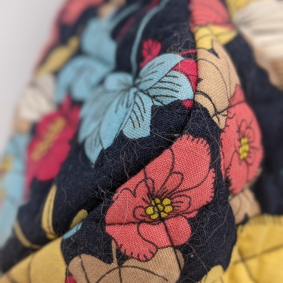 Vera Bradley Happy Snails Kiss Closure Shoulder Bag Purse, EUC RETIRED - Picture 4 of 10